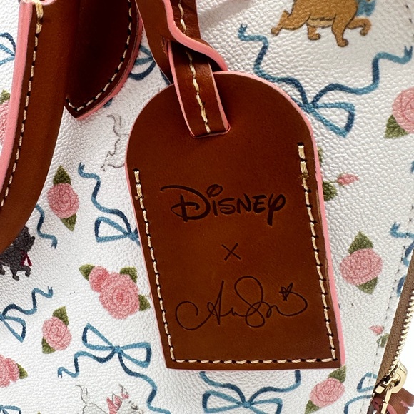 Disney Parks Aristocats Ann Shen Dooney & Bourke Satchel Bag Marie Berlioz (NWT) - Picture 10 of 13